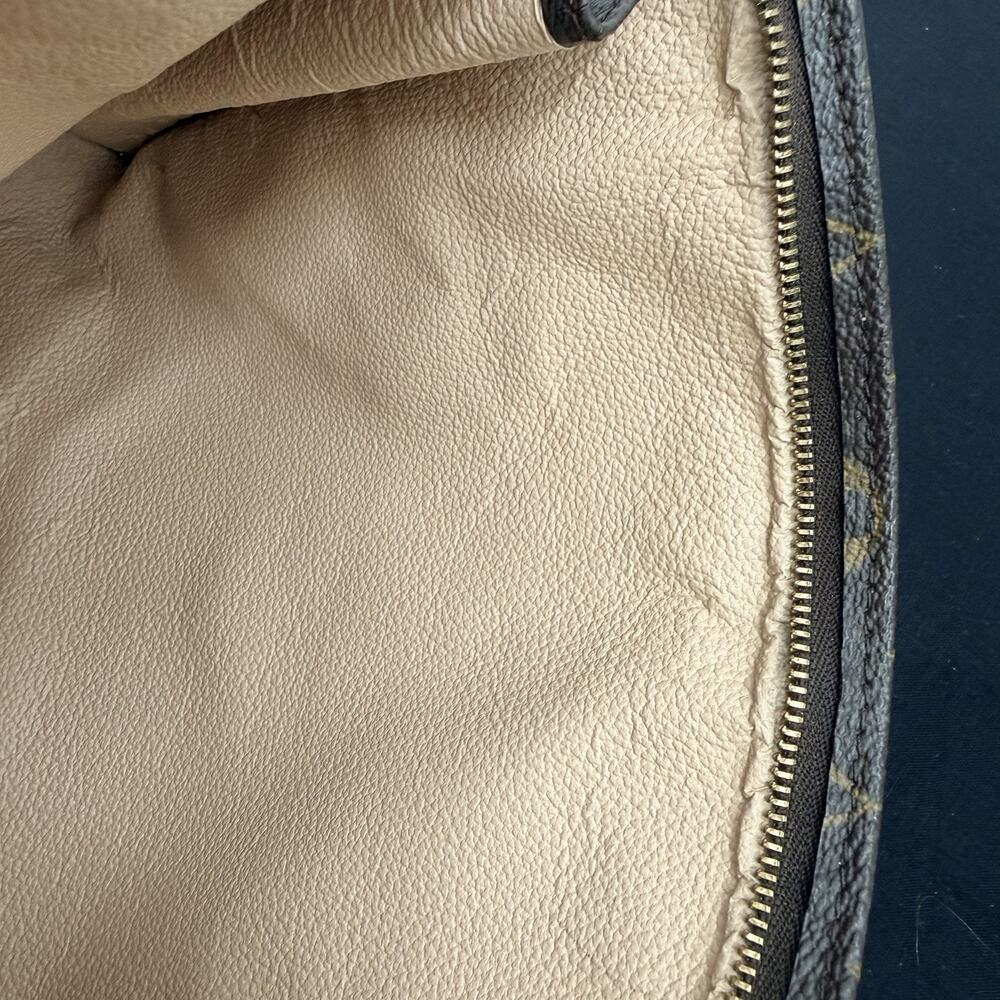 Authentic Louis Vuitton Monogram TOILETRY POUCH 26 - Picture 11 of 15